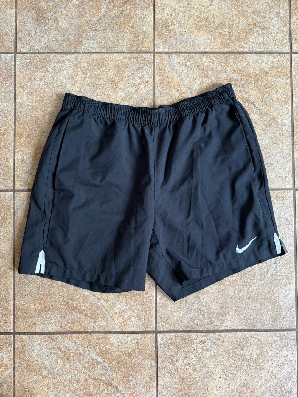Nike Black Dri Fit Men’s Shorts Size Large with Pockets